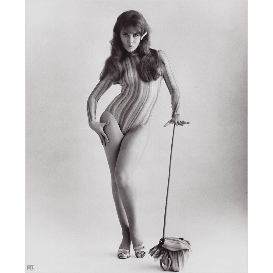 Ann Margret - Cane Standing Photo Print (8 x 10) - Item DAP11549 Image 1