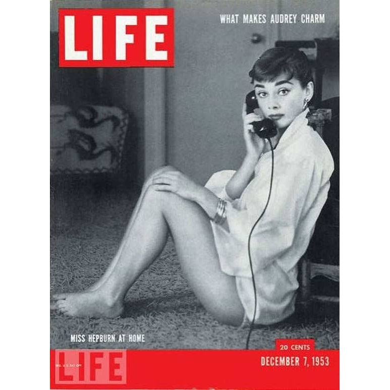 Audrey Hepburn - LIFE Magazine Photo Print (8 x 10) - Item DAP11626 Image 1