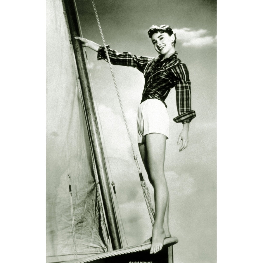 Audrey Hepburn - Boat Rope Photo Print (8 x 10) - Item DAP11670 Image 1