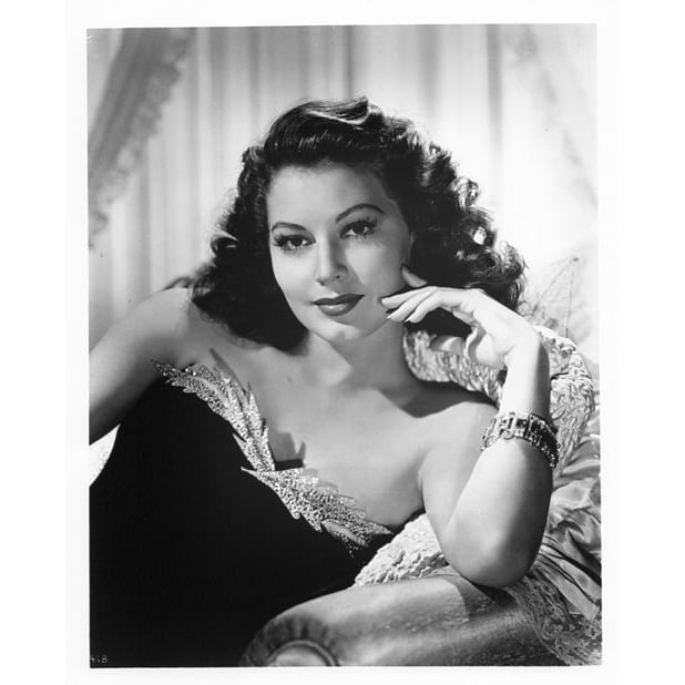 Ava Gardner - Feathers Photo Print (8 x 10) - Item DAP11943 Image 1