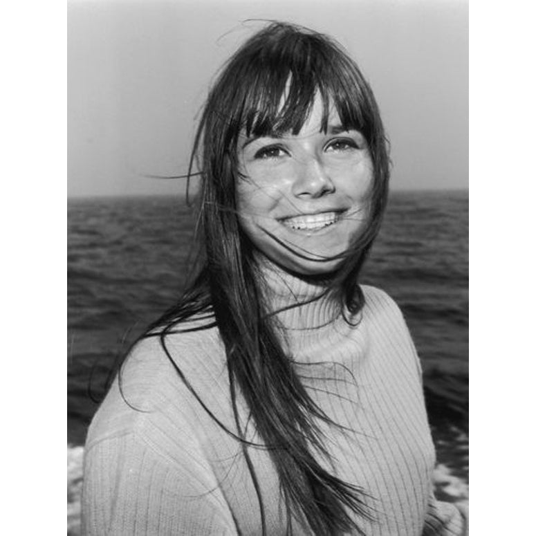 Barbara Hershey - Windy Photo Print (8 x 10) - Item DAP12353 Image 1