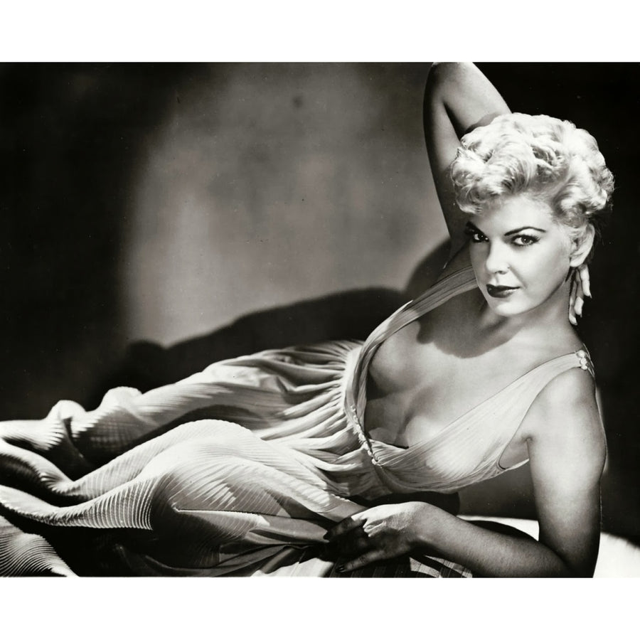 Barbara Nichols - Lounge Photo Print (10 x 8) - Item DAP12442 Image 1