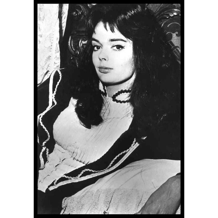 Barbara Steele - Black and White Photo Print (8 x 10) - Item DAP12629 Image 1