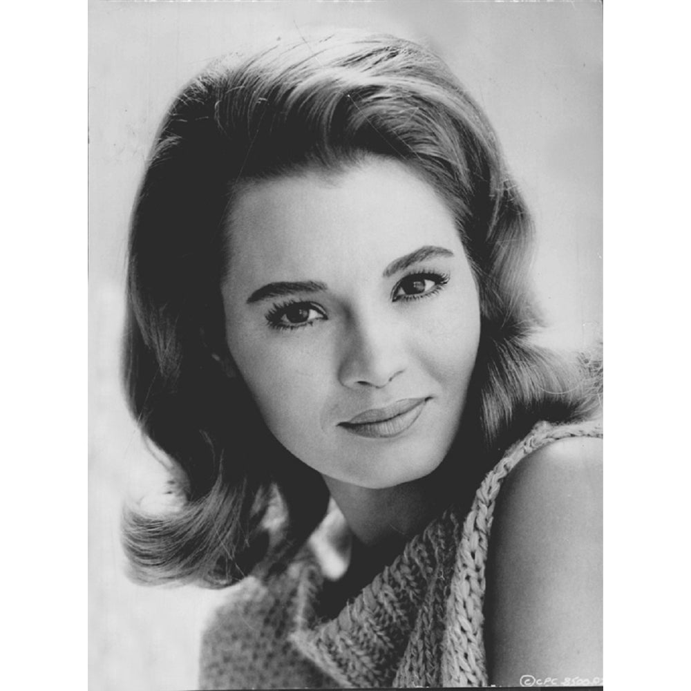 Angie Dickinson - Headshot Photo Print (8 x 10) - Item DAP1268 Image 1