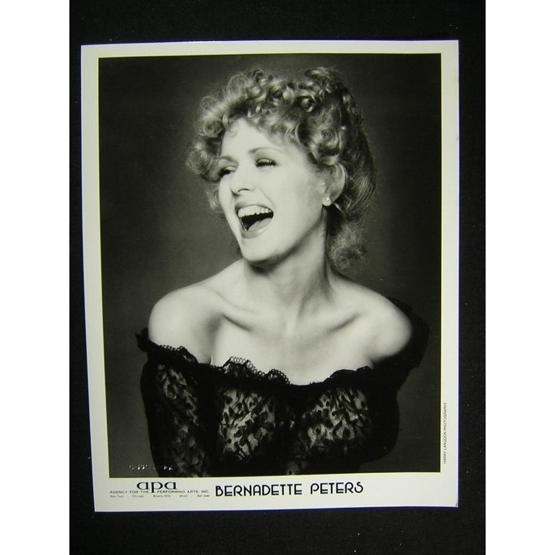 Bernadette Peters - Laughing Photo Print (8 x 10) - Item DAP12709 Image 1