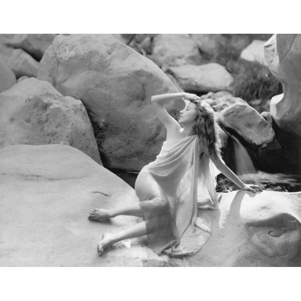 Bessie Love - Beach Photo Print (10 x 8) - Item DAP12719 Image 1