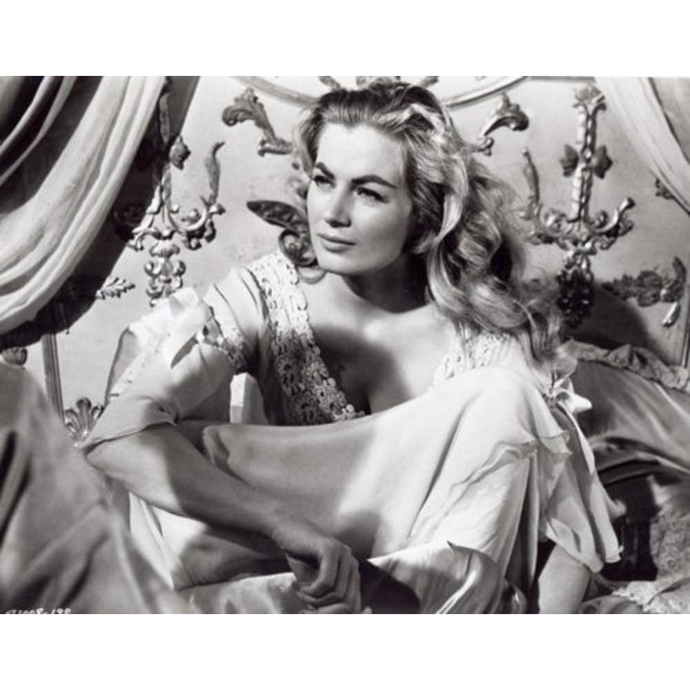 Anita Ekberg - Bed Photo Print (10 x 8) - Item DAP1399 Image 1