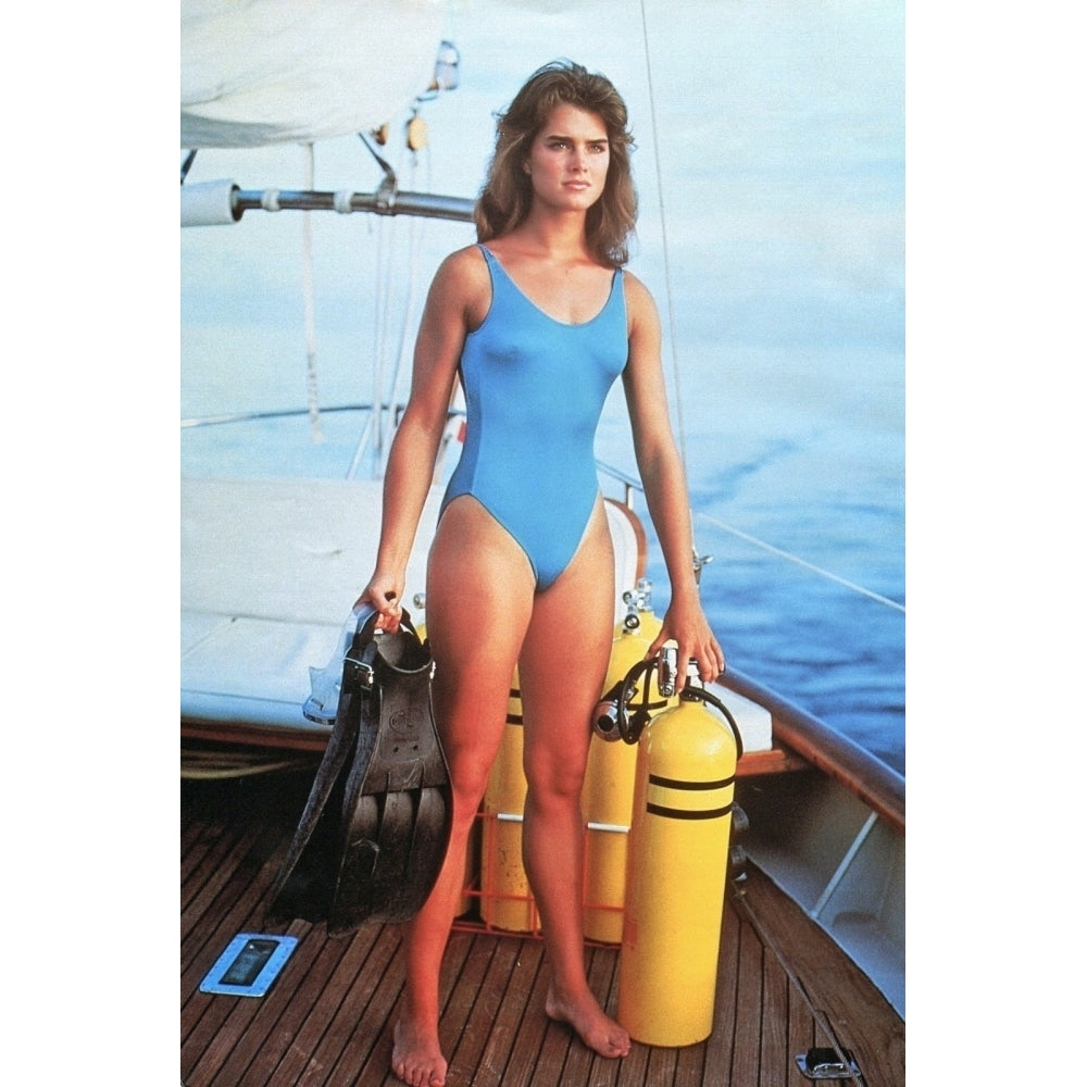 Brooke Shields - blue one piece on boat Photo Print (8 x 10) - Item DAP14135 Image 1