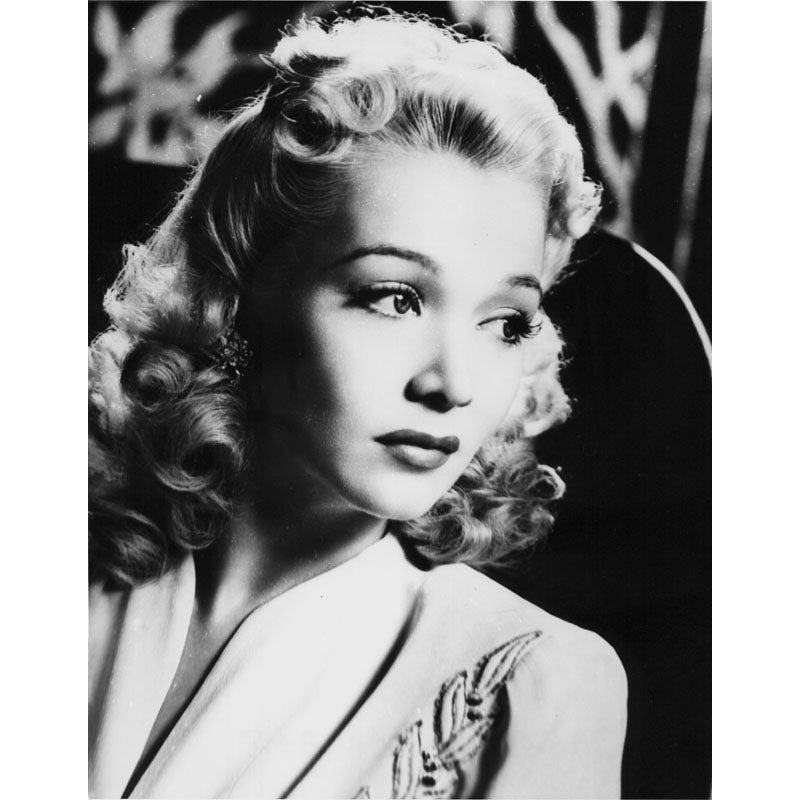 Carole Landis - glamour shot 1 Photo Print (8 x 10) - Item DAP14505 Image 1