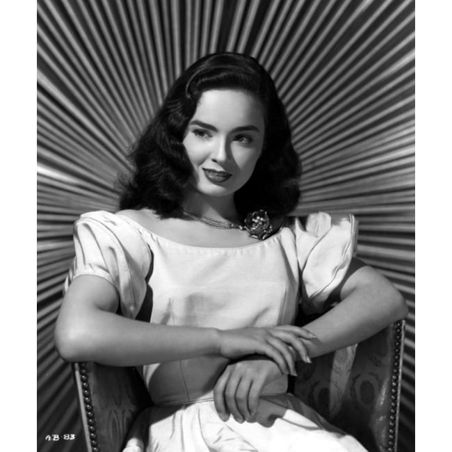 Ann Blyth - Sitting Photo Print (8 x 10) - Item DAP1514 Image 1