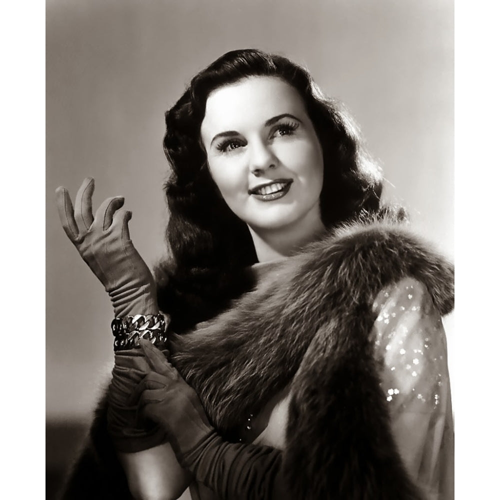 Deanna Durbin - Putting on Gloves Photo Print (8 x 10) - Item DAP16185 Image 1