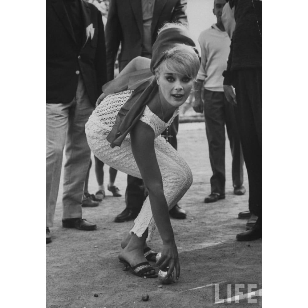 Elke Sommer - Picking up Ball Photo Print (8 x 10) - Item  DAP18041 Image 1