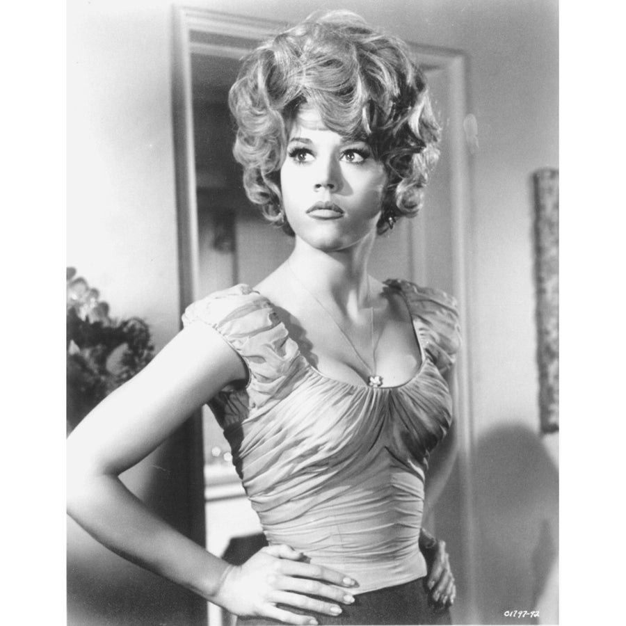 Jane Fonda - Hand on Hip Photo Print (8 x 10) - Item DAP18536 Image 1