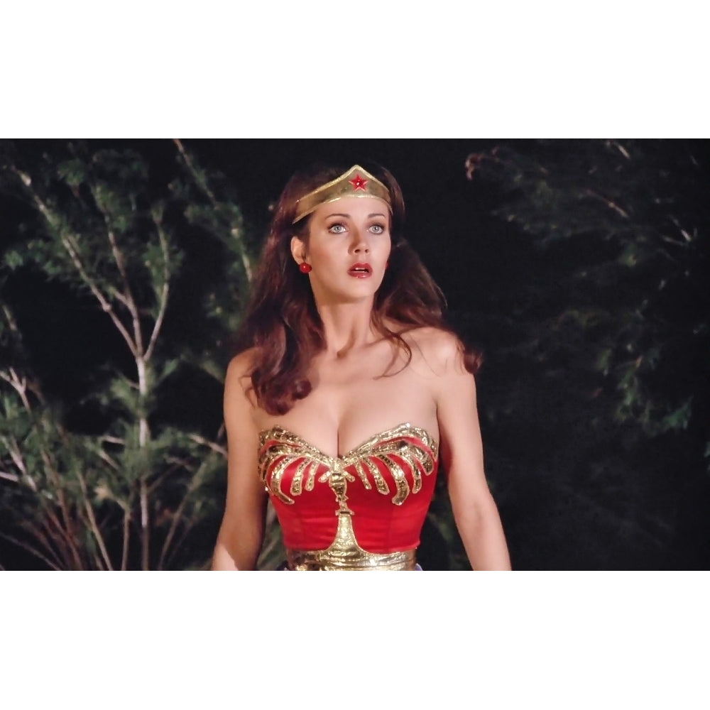 Lynda Carter - Wonder Woman Standing Photo Print (10 x 8) - Item DAP18757 Image 1