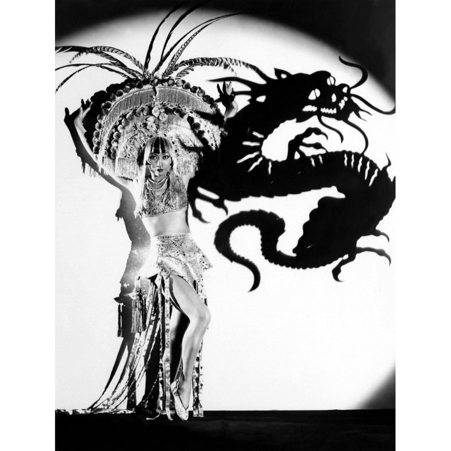 Anna May Wong - Dragon Photo Print (8 x 10) - Item DAP1997 Image 1