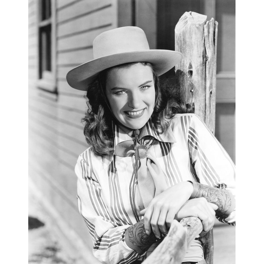 Tall In The Saddle Ella Raines 1944 Photo Print (8 x 10) Image 1