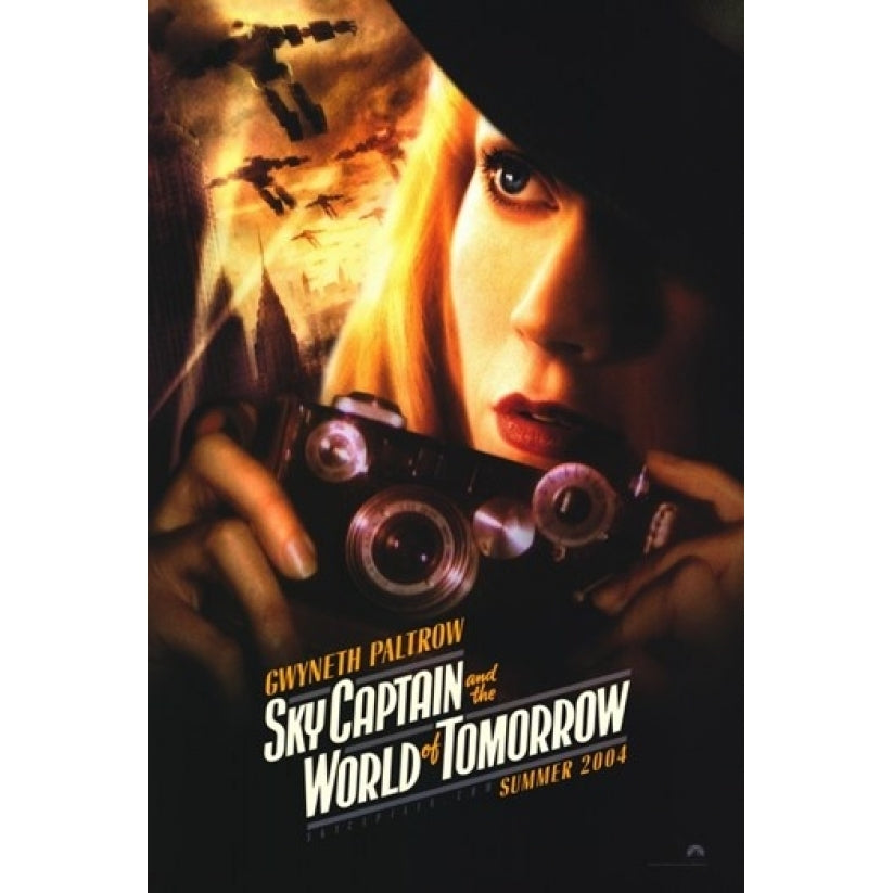 Sky Captain and the World of Tomorrow - style A Movie Poster (11 x 17) - Item MOV200065 Image 1