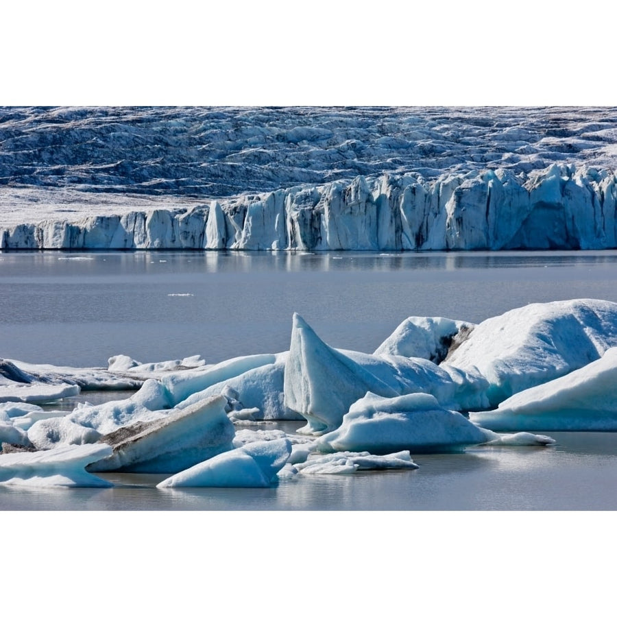 Icebergs at the Jokulsarlon Glacial Lagoon Breidamerkurjokull Vatnajokull Ice Cap Iceland Poster Print (18 x 12) Image 1