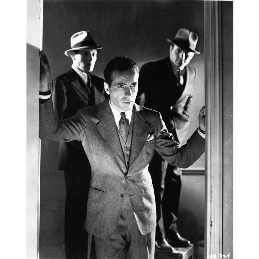 Humphrey Bogart in 3 piece suit with two guys behind him - Photograph Photo Print Image 1