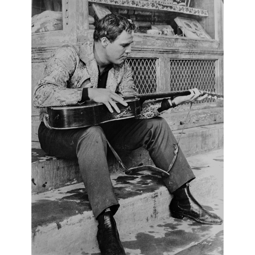 Marlon Brando playing guitar in The Fugitive Kind Photo Print Image 1