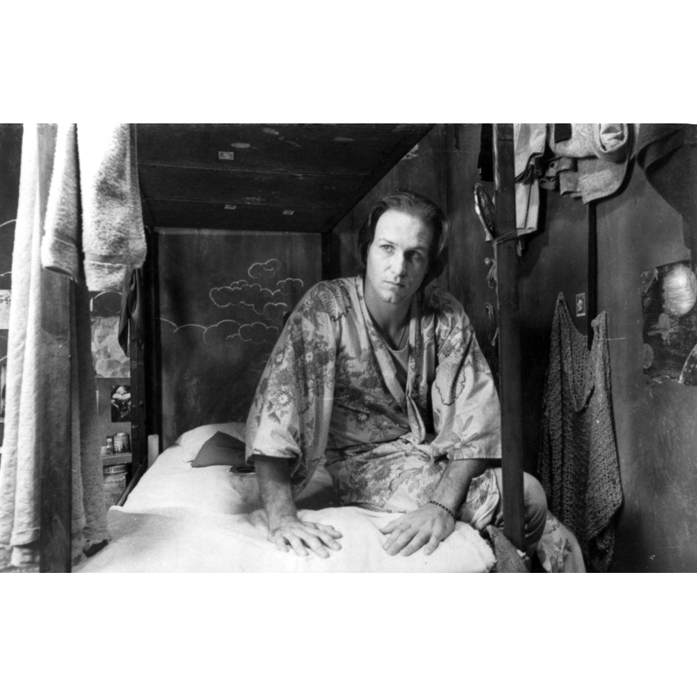 William Hurt on a bed Photo Print Image 1