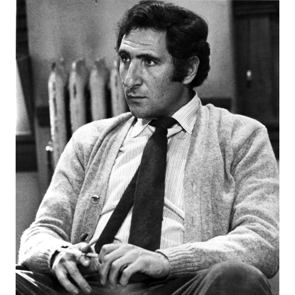 Film Still of Judd Hirsch Photo Print Image 1