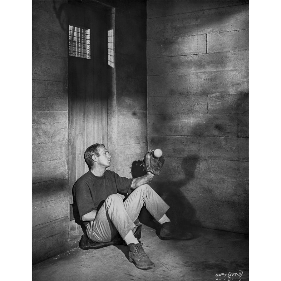 Steve McQueen sitting at the Corner Scene Excerpt from Film in Black and White Photo Print Image 1