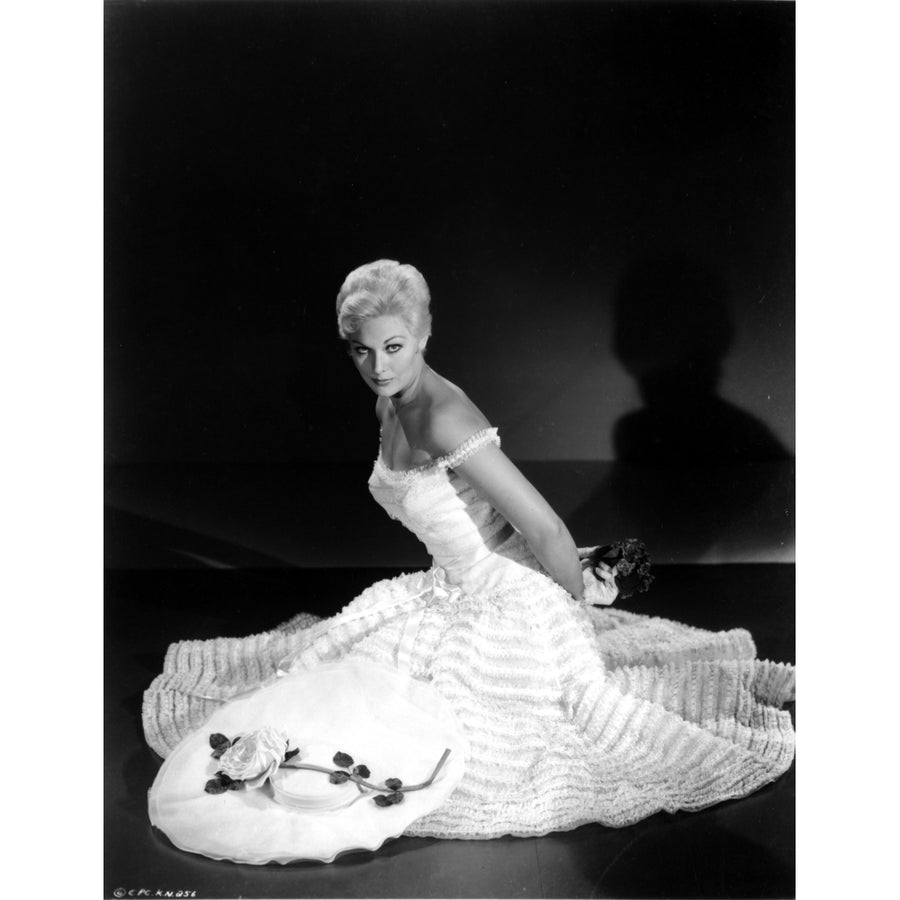 Kim Novak kneeling in a gown Photo Print Image 1