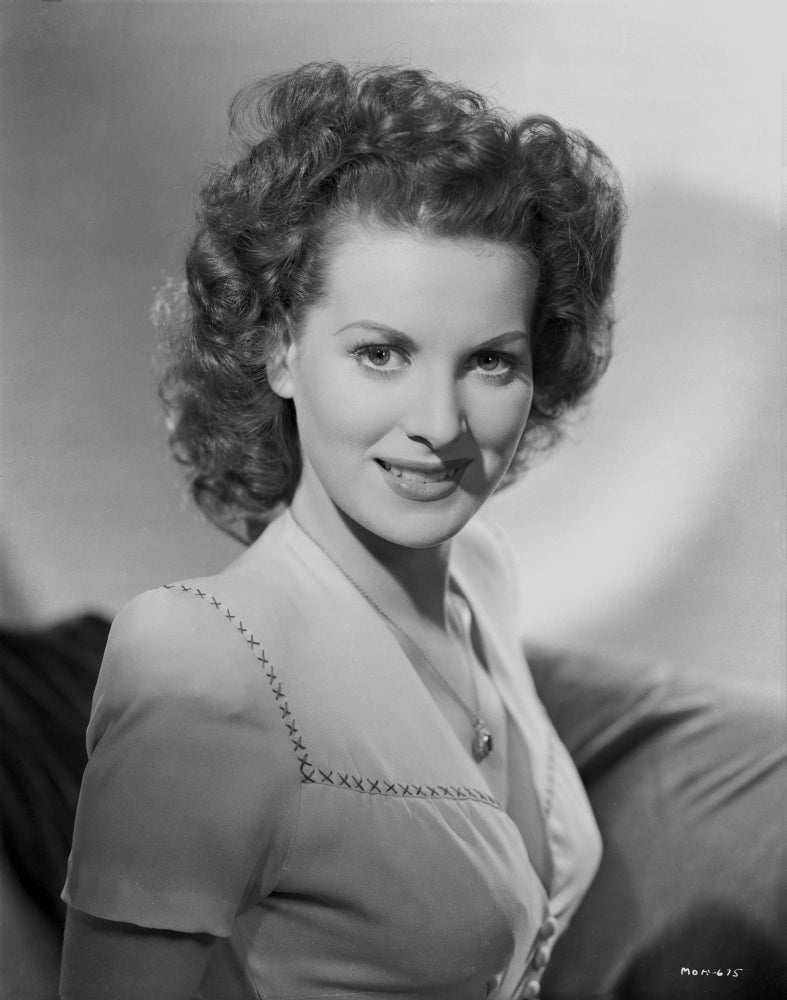 Maureen OHara in Whit Gown Portrait Photo Print Image 1