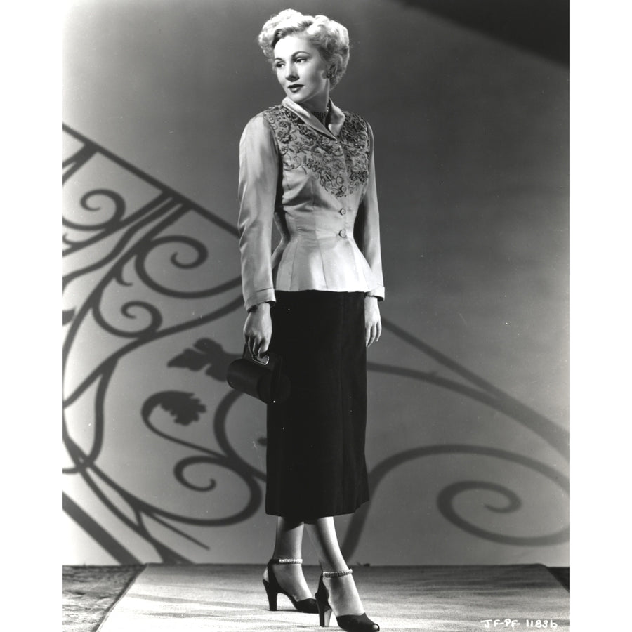 Joan Fontaine Looking Away From the Camera in a Portrait Photo Print Image 1