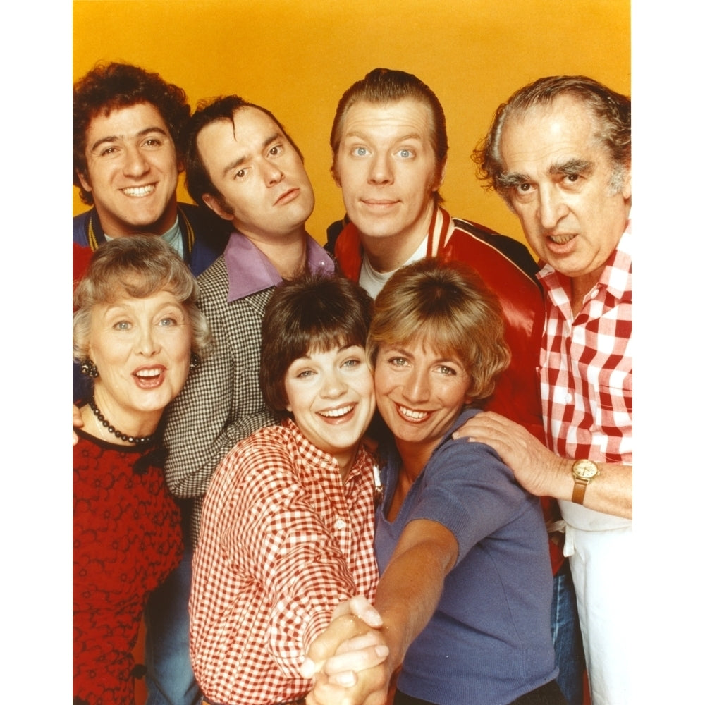 Laverne and Shirley Cast in Group Picture Portrait Photo Print Image 1