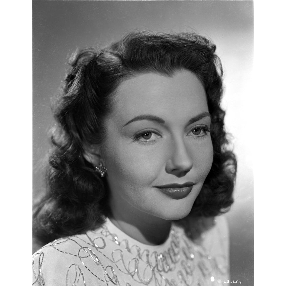 Lynn Bari in White Dress Portrait Photo Print Image 1