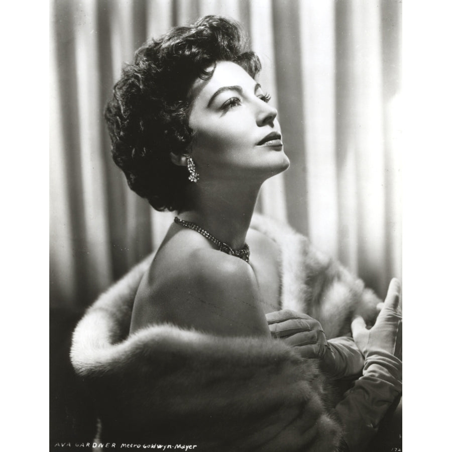 Ava Gardner in a Furry Cloth Photo Print Image 1