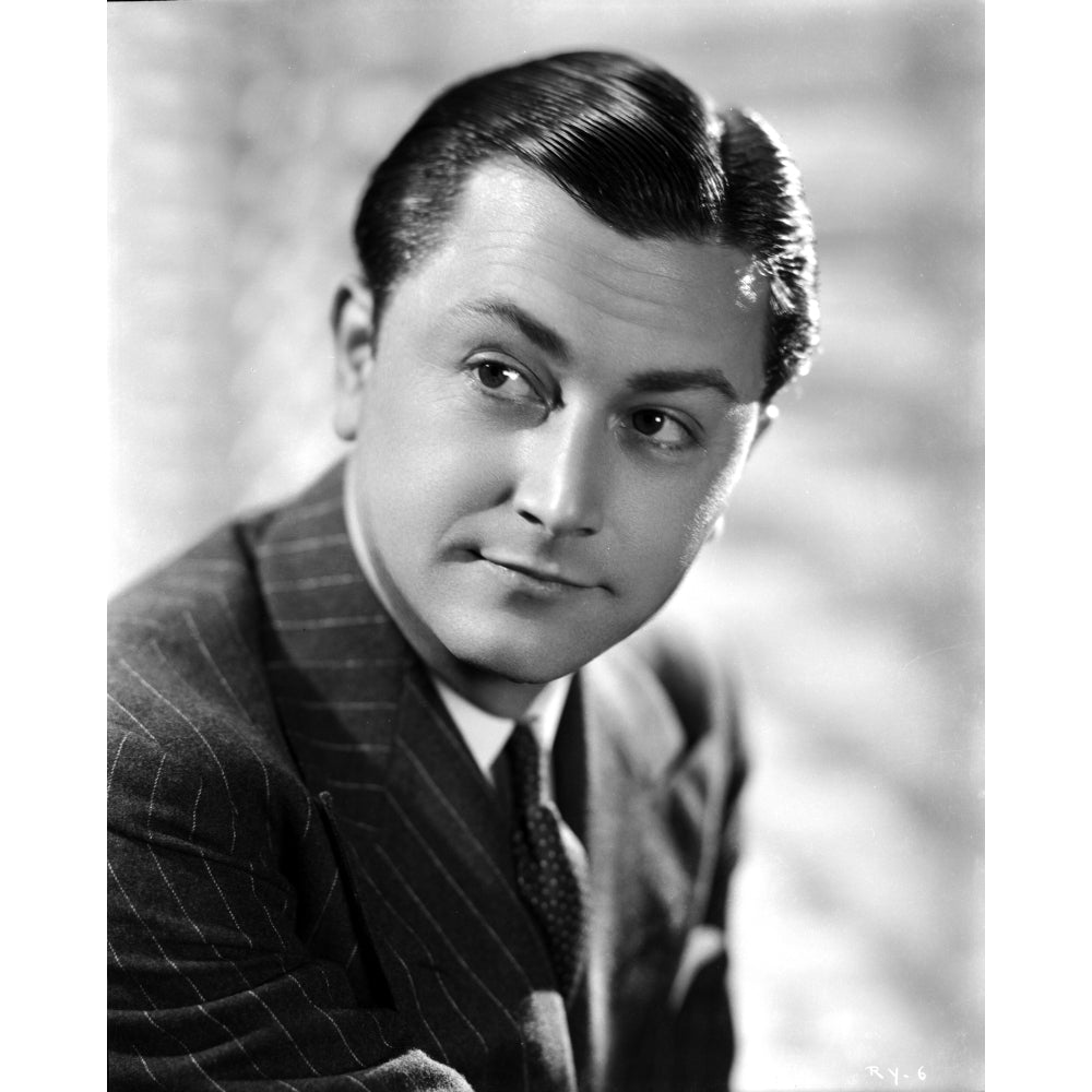 A Portrait Of Robert Young Photo Print Image 1