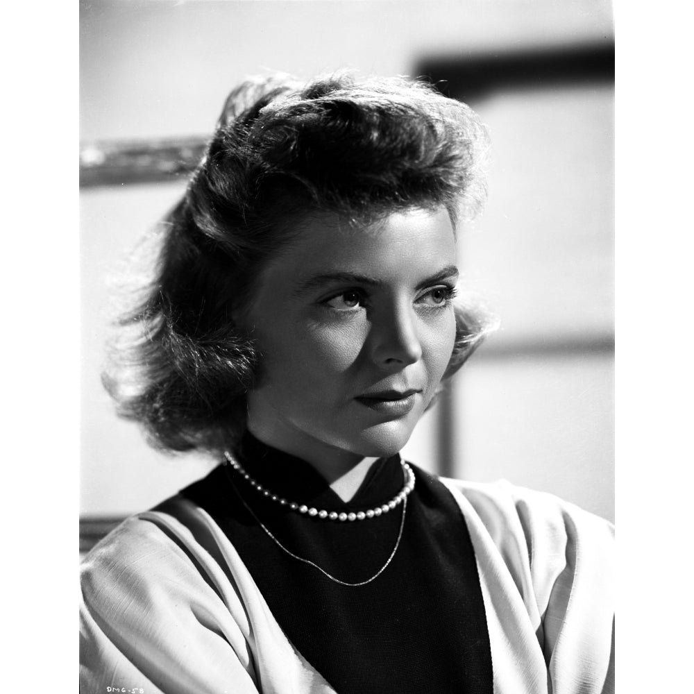 Dorothy McGuire Looking Away Portrait Photo Print Image 1