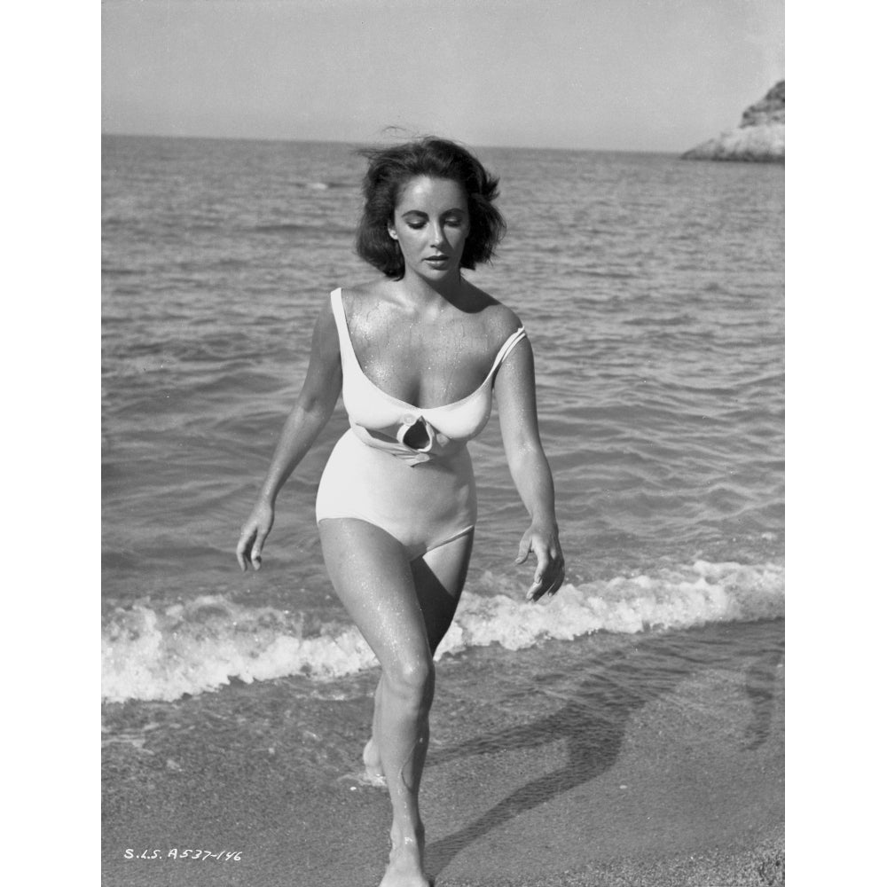 Elizabeth Taylor Walking in the Beach Classic Portrait Photo Print Image 1