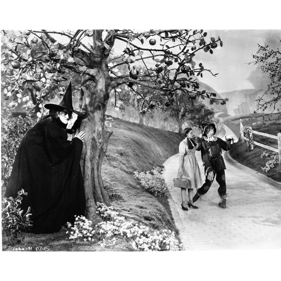 A film still from The Wizard of Oz Photo Print Image 1