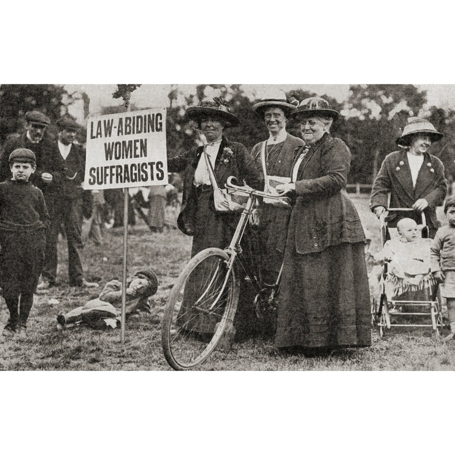 Suffragettes In 1913 Holding A Placard Which Reads: Law Abiding Women Suffragists. From The Story Of Twenty Five Years Image 1