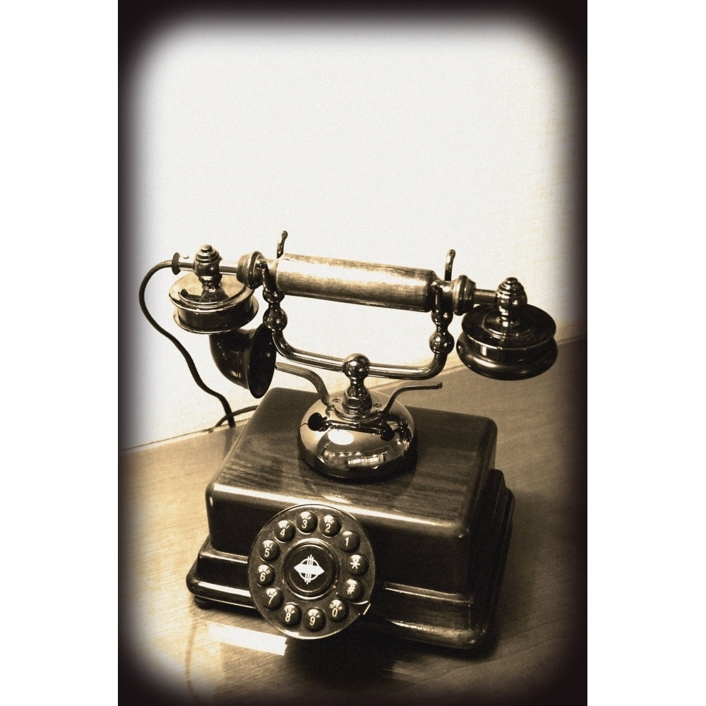 Old-Fashioned Telephone Poster Print Image 2