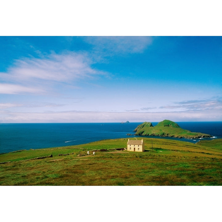 Co Kerry Ring Of Kerry Skelligs and Puffin Near Portmagee Village Poster Print Image 1