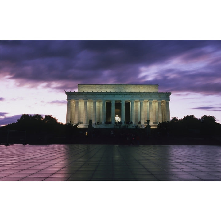 The Lincoln Memorial At West End Of National Mall At Dusk Poster Print Image 2