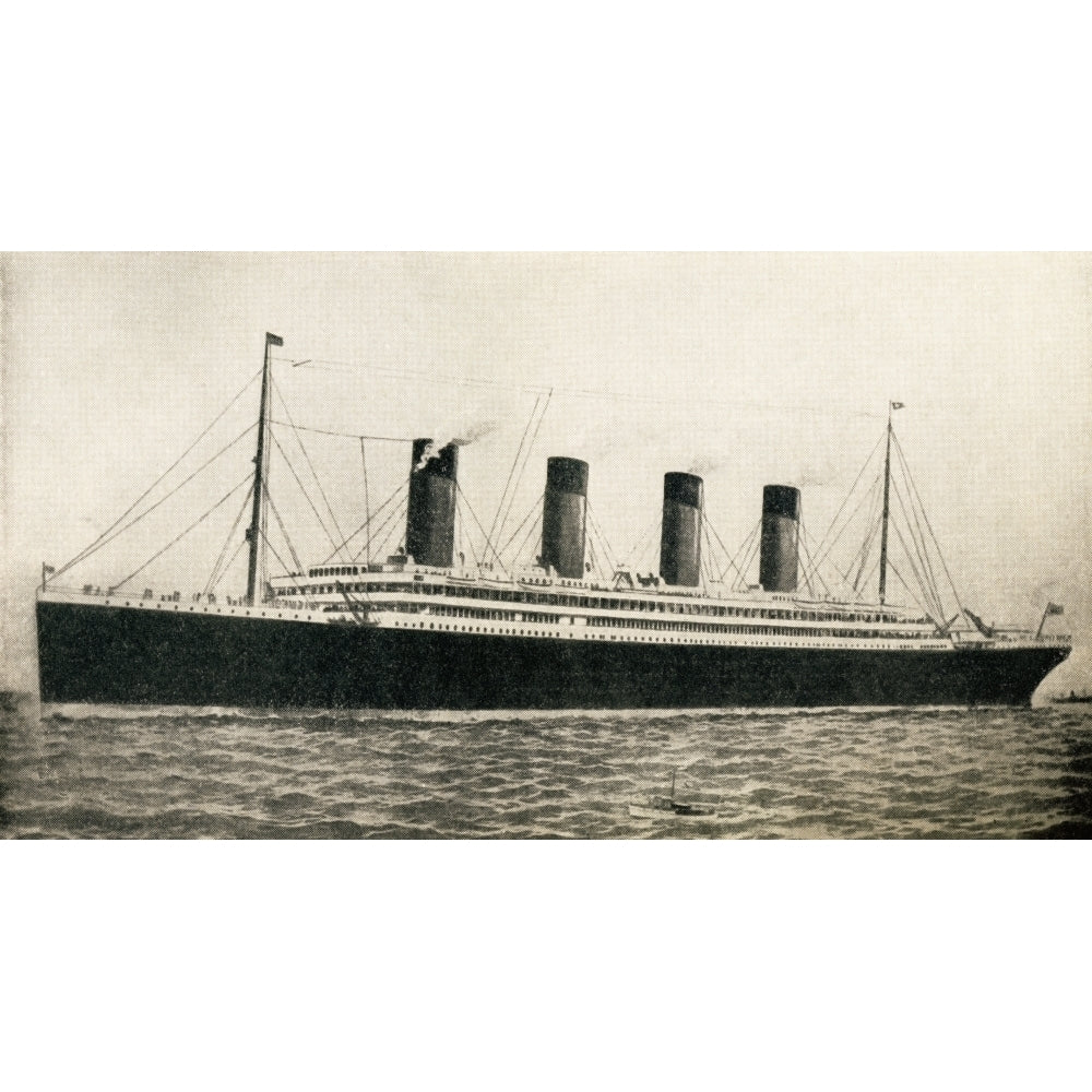 The 46 328 Tons Rms Titanic Of The White Star Line. Poster Print Image 1