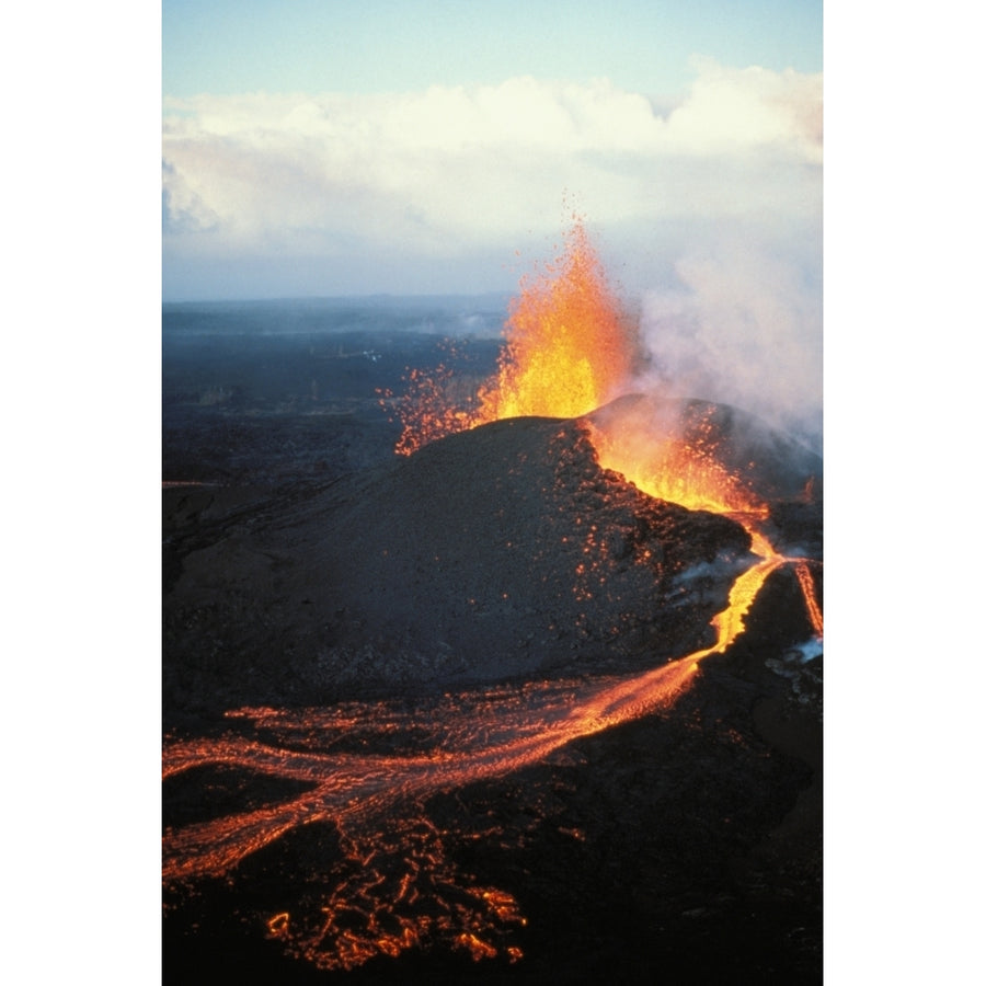 Hawaii Big Island Hawaii Volcanoes National Park Kilauea Puu Oo Eruption Fountaining Action Print Image 1