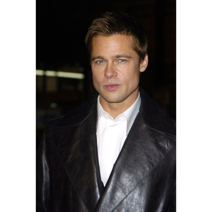 Brad Pitt At The Premiere Of OceanS Twelve In Los Angeles December 8 2004. (Photo By Michael GermanaEverett Image 1