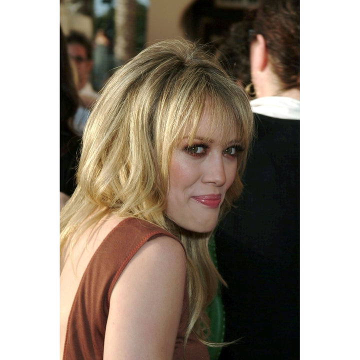 Hilary Duff At Arrivals For 2005 Mtv Movie Awards The Shrine Auditorium Los Angeles Ca June 04 2005. Photo By Tony Image 1