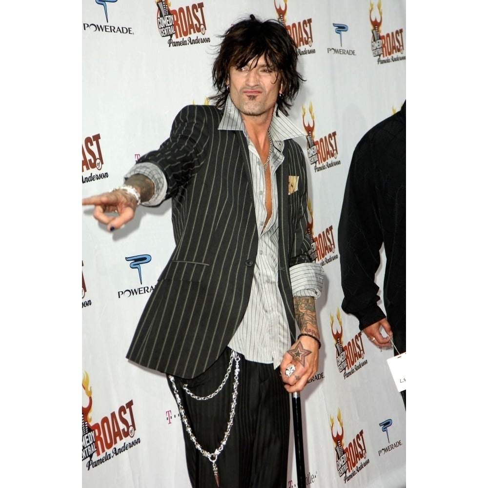 Tommy Lee At Arrivals For Comedy Central Celebrity Roast Of Pamela Anderson Sony Studios Los Angeles Ca August 07 Image 1