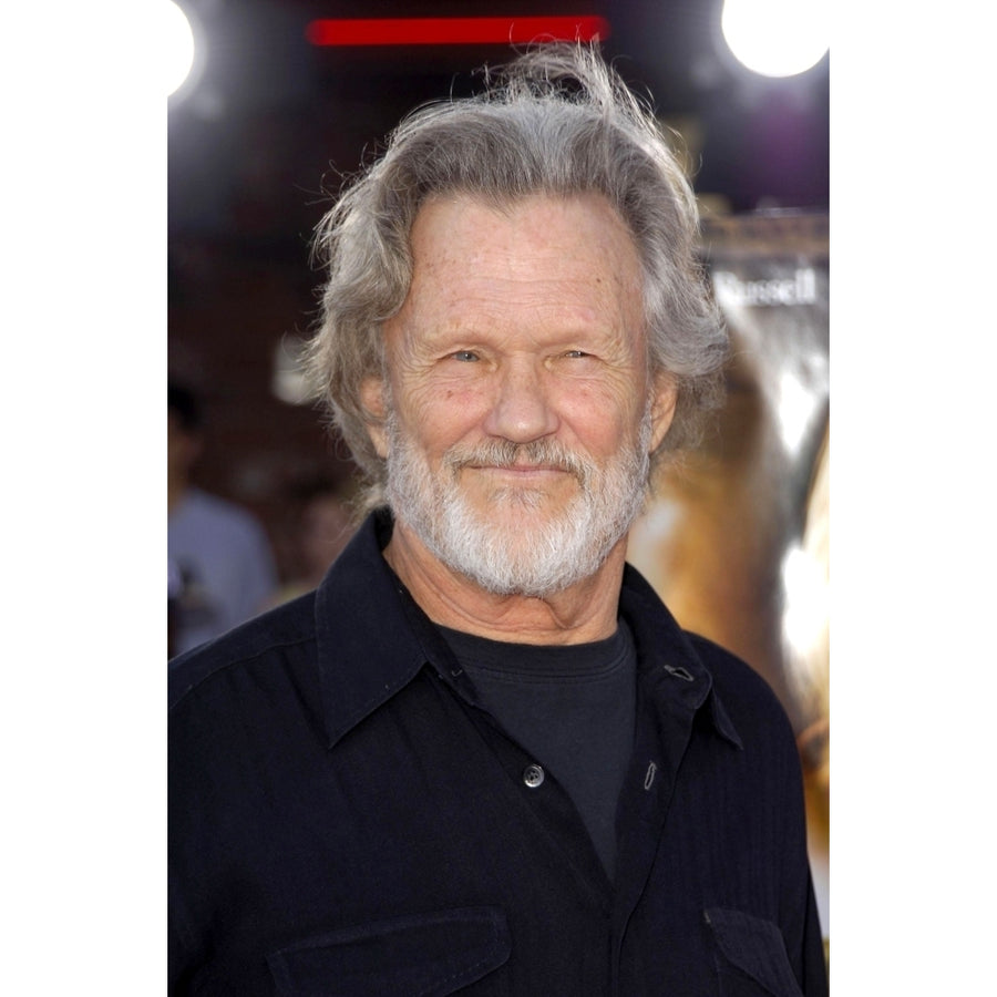 Kris Kristofferson At Arrivals For Premiere Of Dreamer Mann Village Theatre Westwood Ca October 09 2005. Photo By Image 1