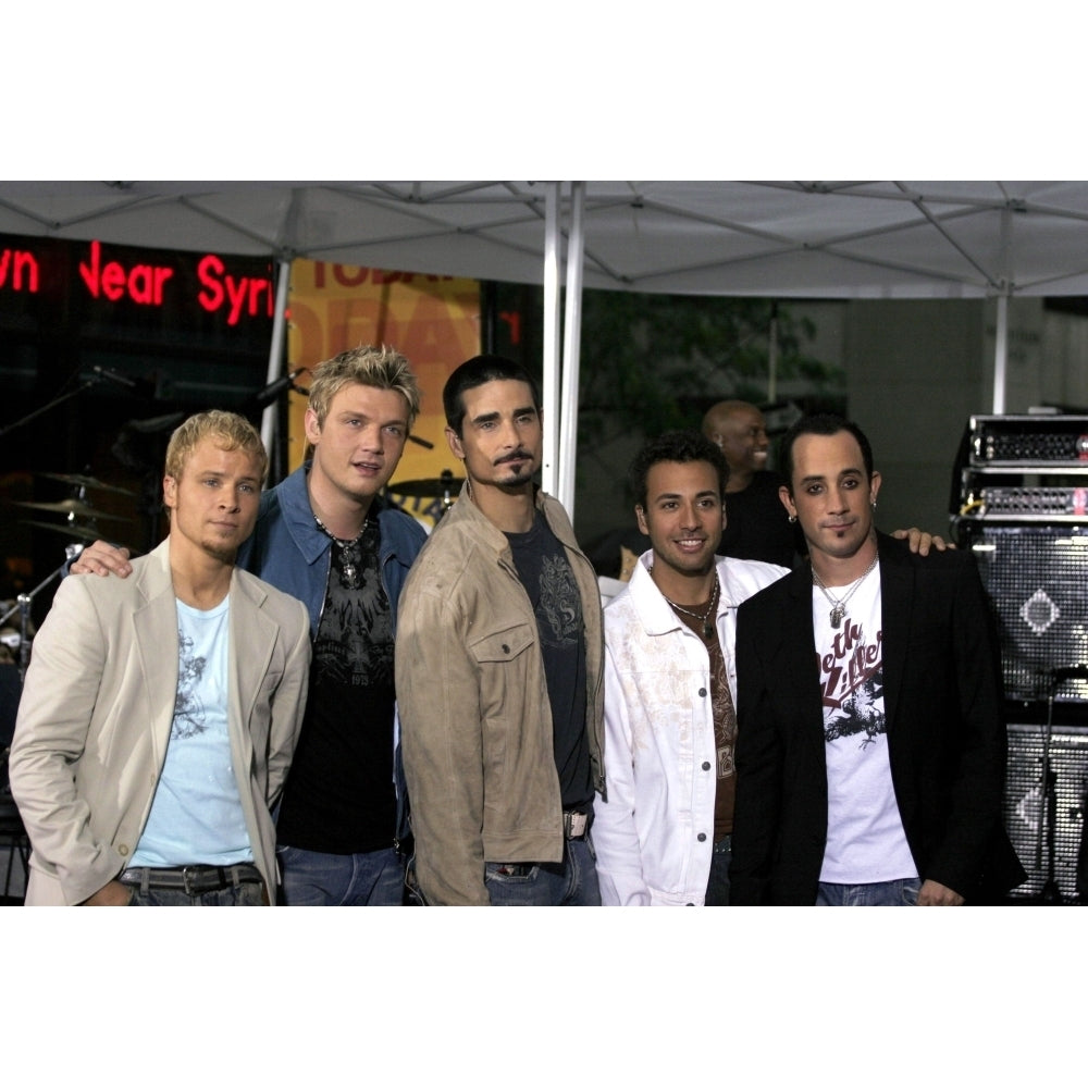 Brian Littrell Nick Carter Kevin Richardson Howie Dorough Aj Mclean On Stage For Nbc Today Show Concert Series With Image 1