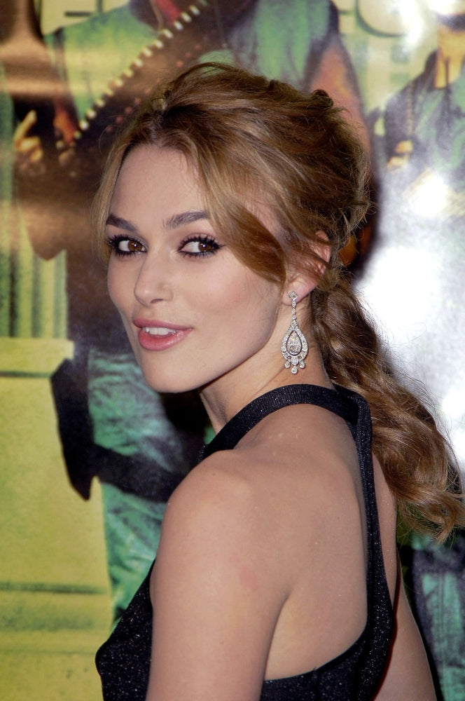 Keira Knightley At Arrivals For Domino Premiere GraumanS Chinese Theatre York Ny October 11 2005. Photo By Image 1