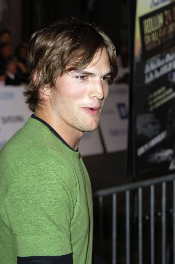 Ashton Kutcher At Arrivals For Rolling 24 Deep Gm All-Car Showdown Hollywood Los Angeles Ca July 12 2005. Photo By Image 1